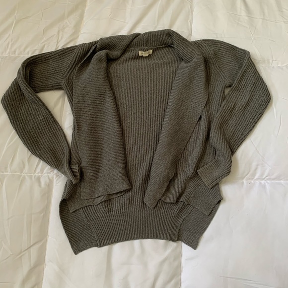 FREE IF BUNDLED! - VTG Urban Outfitters Cardigan - Picture 2 of 4
